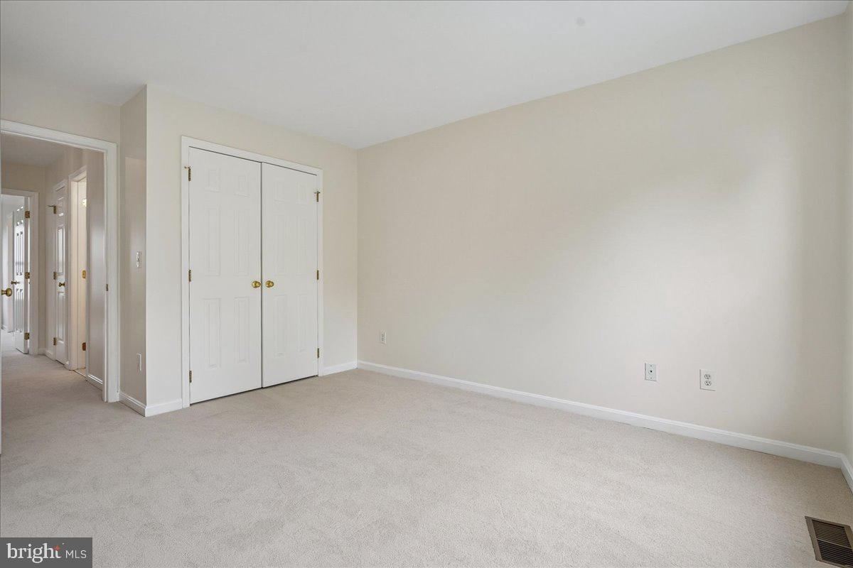 1711 Blue Flint Court Reston, VA 20190 - Photo 22 of 37