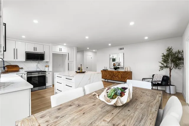 $1,578,888 | 3621 Myrtle Street, Irvine, CA 92606