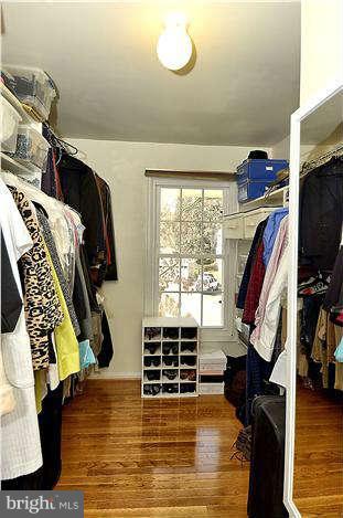 12124 Triple Crown Road North Potomac, MD 20878 - Photo 19 of 28 Walk in closet