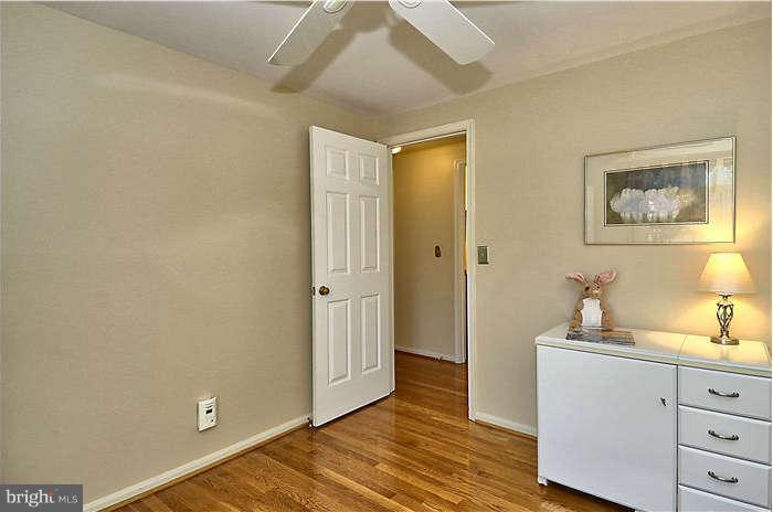 12124 Triple Crown Road North Potomac, MD 20878 - Photo 21 of 28 Bedroom
