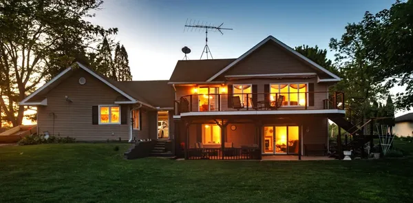 $595,000 | W337 County Highway East, Neshkoro, WI 54960