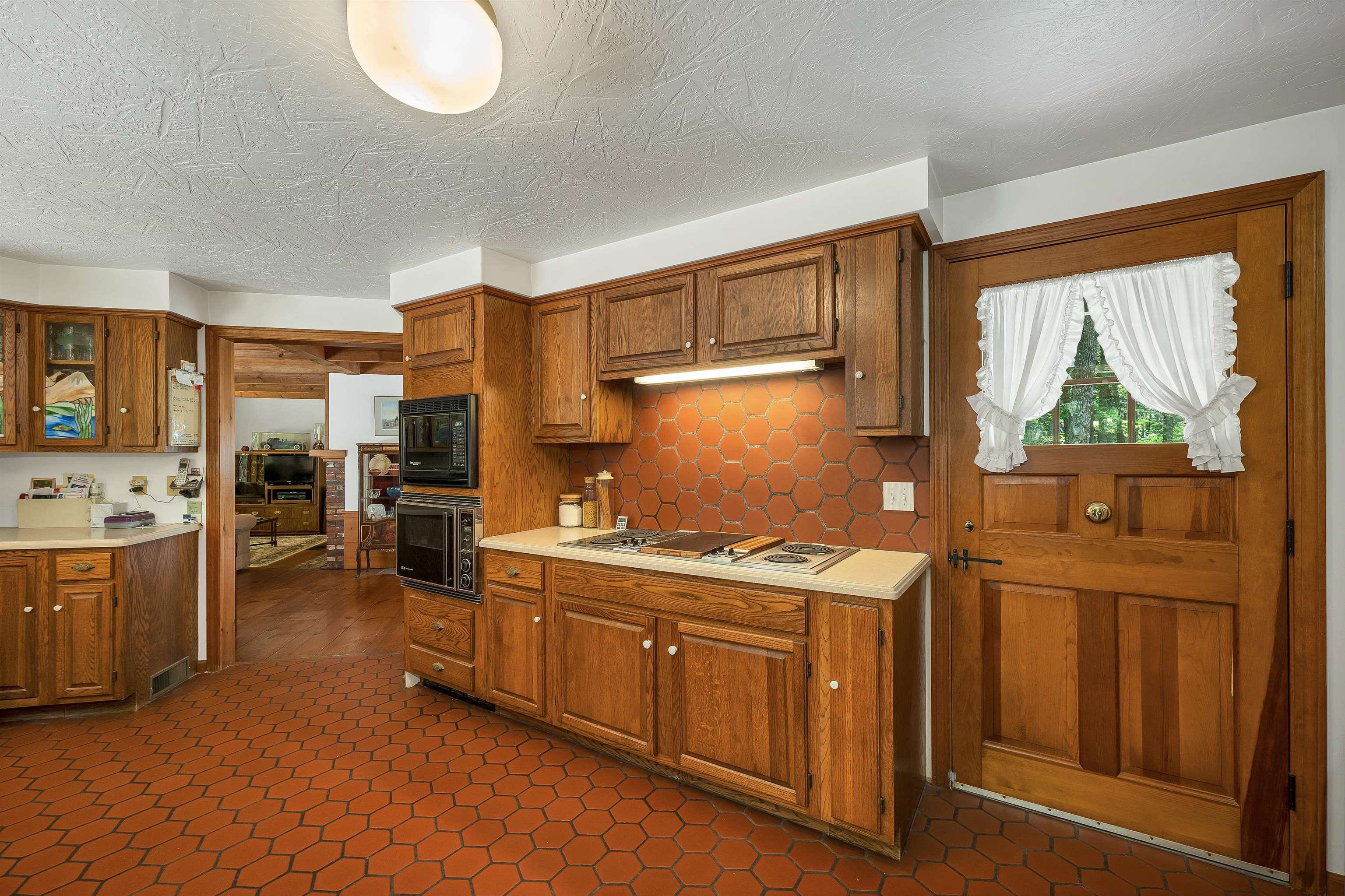 106 Cooper Road Hebron, NH 03241 - Photo 11 of 41 Gallery Image 11