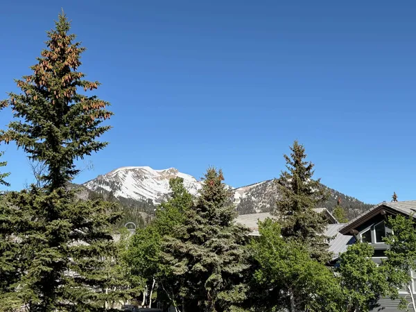 $999,000 | 930 Links Way, Unit 930, Mammoth Lakes, CA 93546