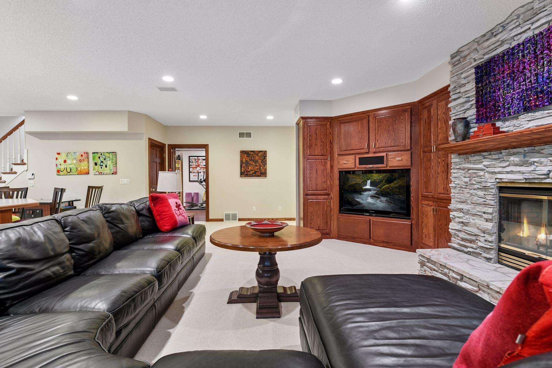 11539 Landing Road Eden Prairie, MN 55347 - Photo 32 of 48 Gallery Image 32
