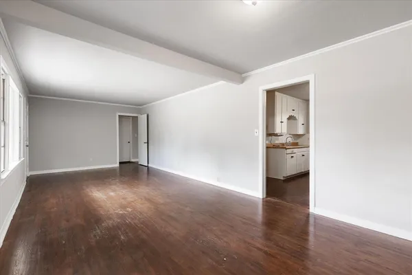 $1,695 | 5217 Deavers Lane, Fort Worth, TX 76114