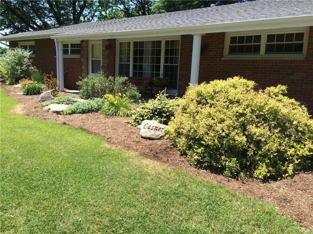 2153 Seminary Road Brighton, IL 62012 - Photo 1 of 36 Gallery Image 1