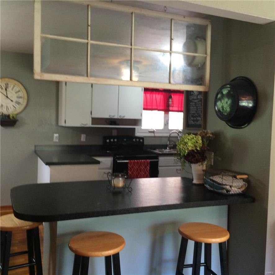 2153 Seminary Road Brighton, IL 62012 - Photo 21 of 36 Gallery Image 21