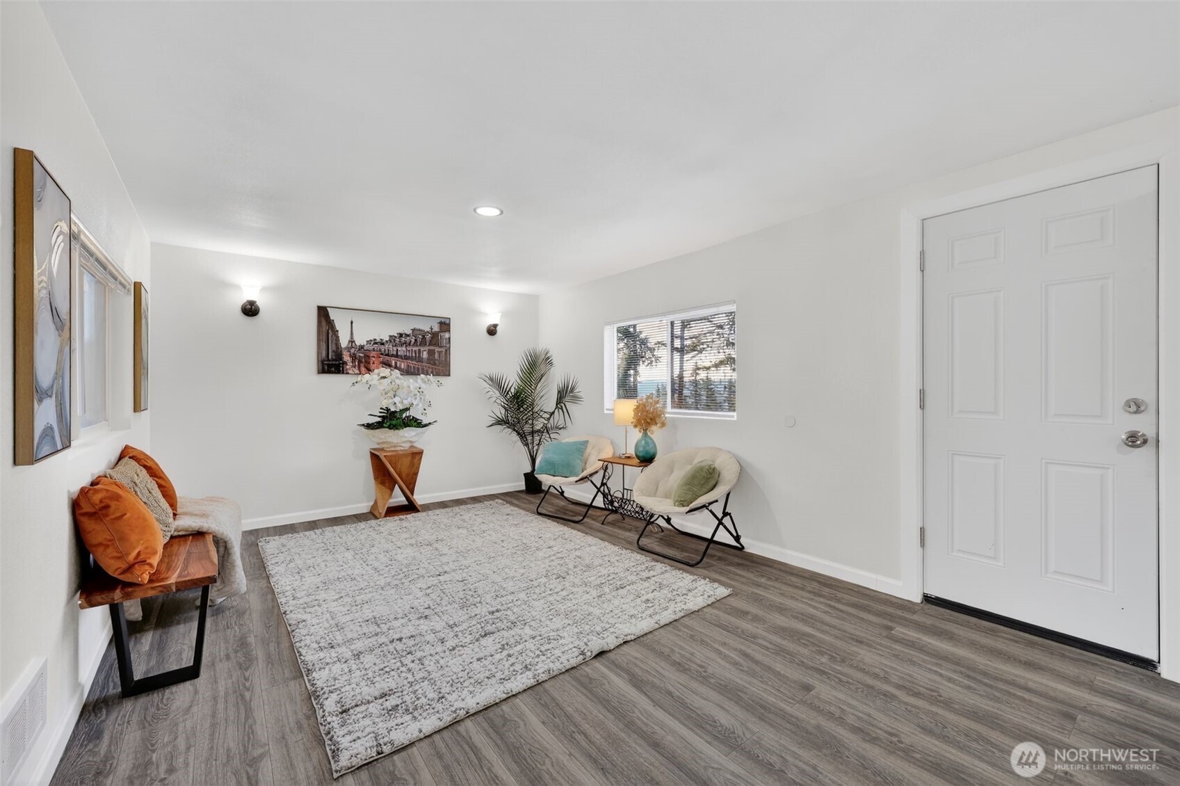 15503 Cedar Park Road Southeast, Unit 35C Olalla, WA 98359 - Photo 7 of 23 a living room with furniture and a wooden floor