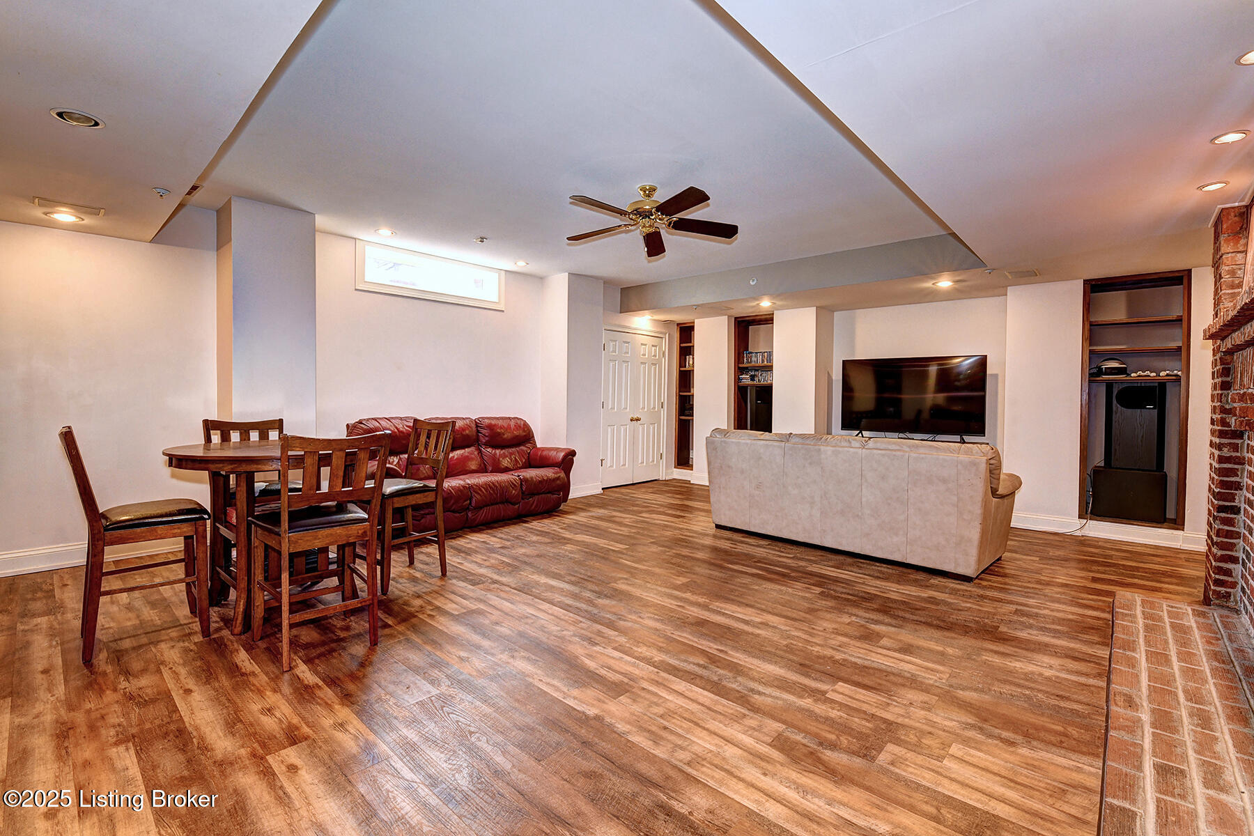 4226 Dolphin Road Louisville, KY 40220 - Photo 81 of 125 Basement - Media/Family Room with Dining Area