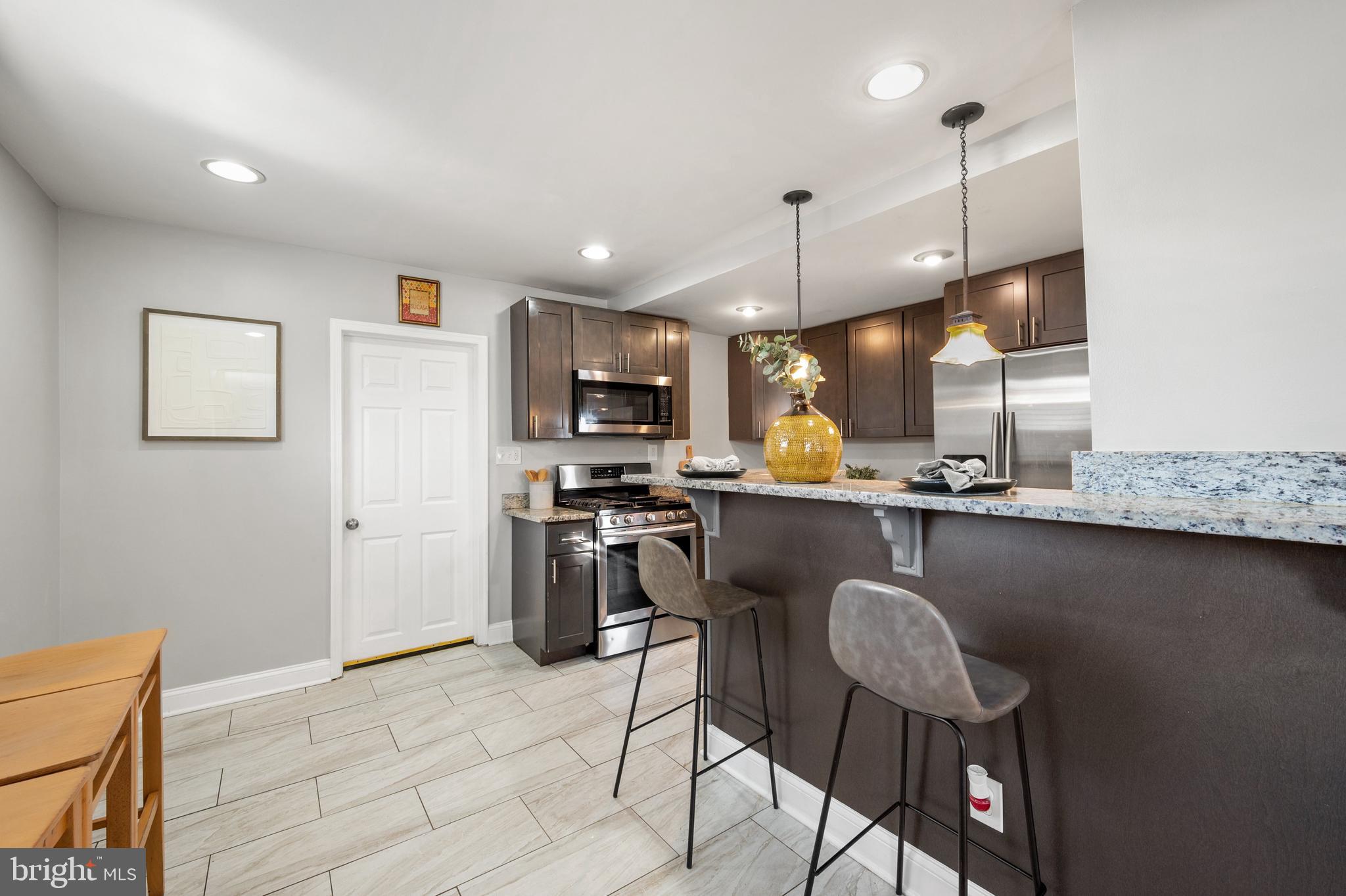219 Parkwood Road Dundalk, MD 21222 - Photo 5 of 37 Gallery Image 5