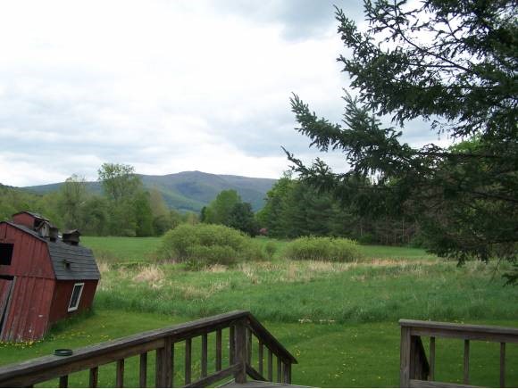 5226 River Road Arlington, VT 05250 - Photo 16 of 24 Gallery Image 16