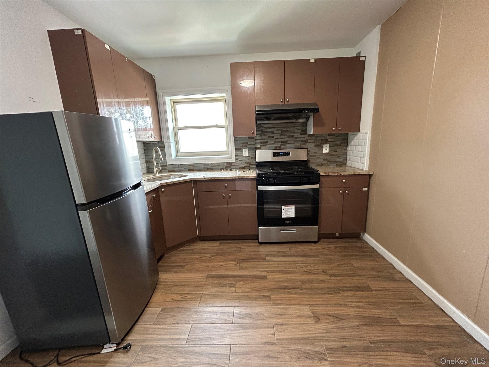 76-18 57th Road Queens, NY 11379 - Photo 8 of 12 Gallery Image 8