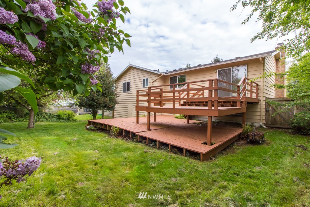 13634 Southeast 171st Place Renton, WA 98058 - Photo 18 of 21 Gallery Image 18