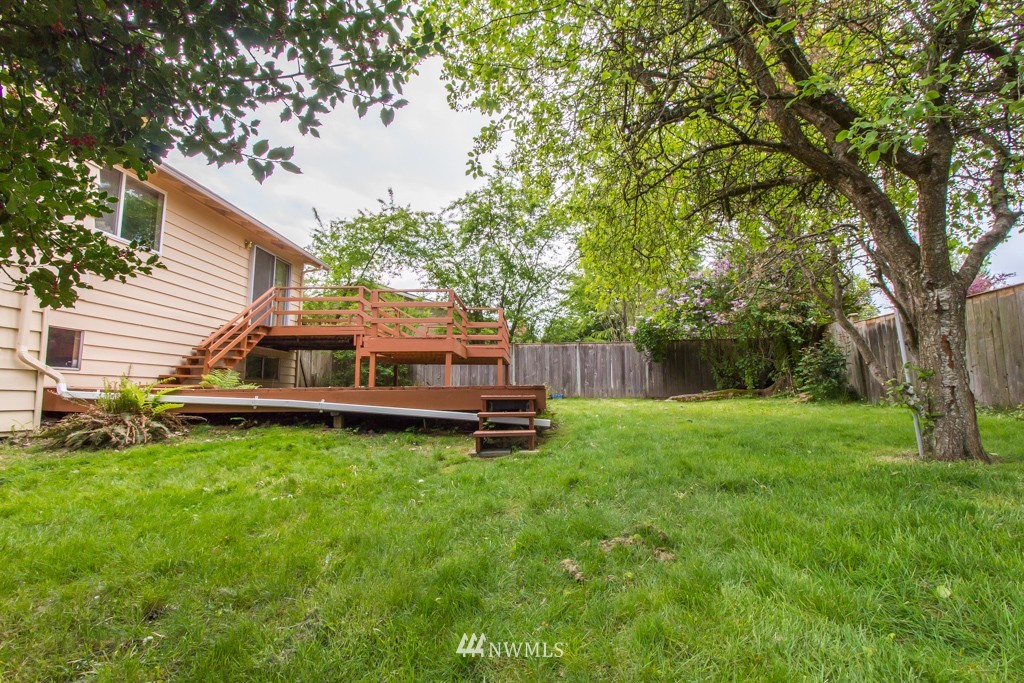 13634 Southeast 171st Place Renton, WA 98058 - Photo 20 of 21 Gallery Image 20