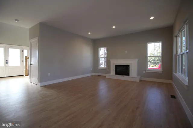 $2,895 | 224 Mill Race Drive, Winchester, VA 22602