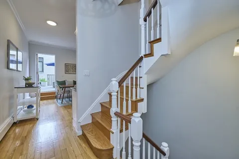 $1,125,000 | 213 Green Street, Unit 2, Cambridge, MA 02139