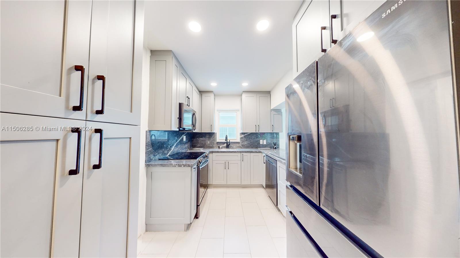 4255 Southwest 15th Street Miami, FL 33134 - Photo 14 of 45