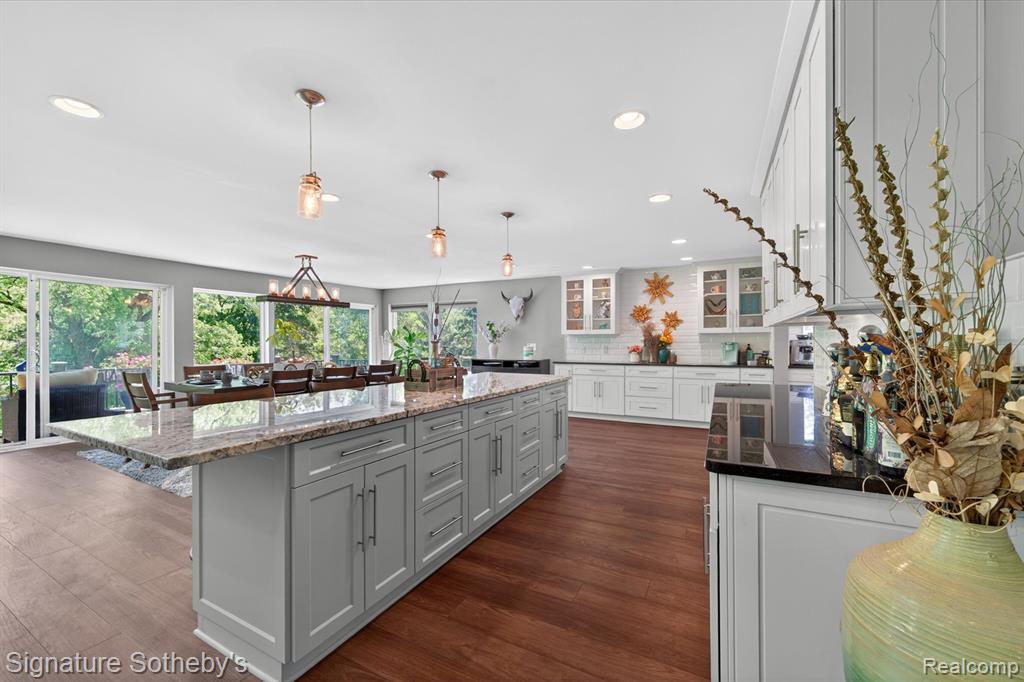 30650 Lahser Road Beverly Hills, MI 48025 - Photo 18 of 93