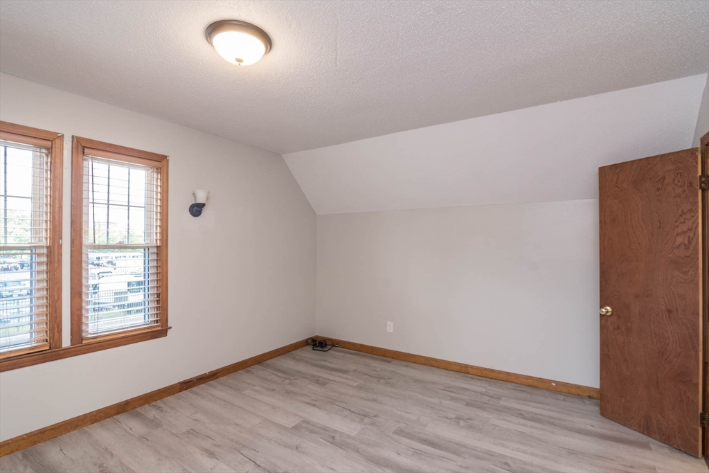 80 Colton Street Springfield, MA 01109 - Photo 13 of 31 Gallery Image 13