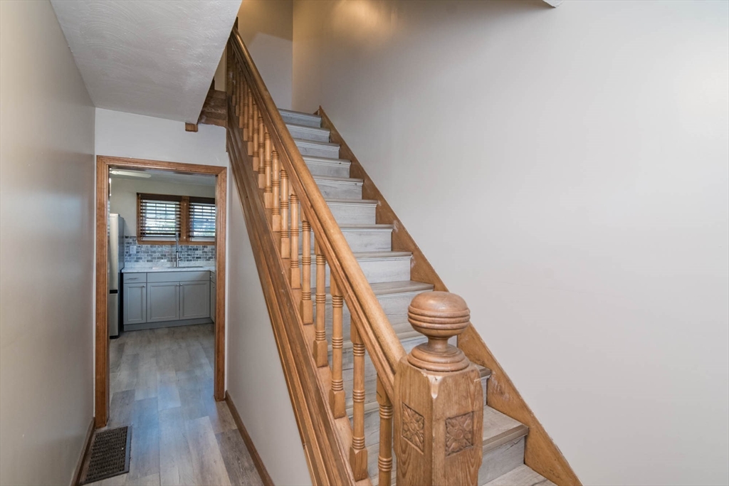 80 Colton Street Springfield, MA 01109 - Photo 3 of 31 Gallery Image 3