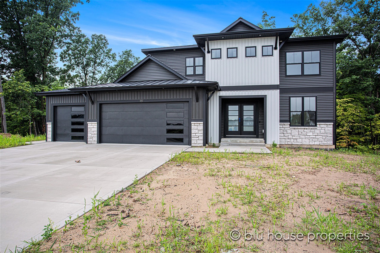 181 Tallman Ridge Grand Rapids, MI 49534 - Photo 1 of 23