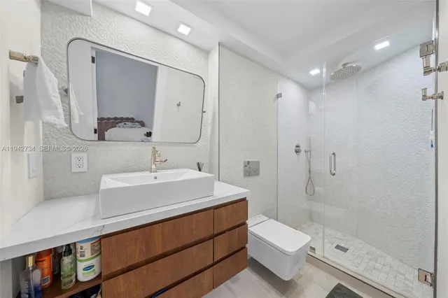 $7,000 | 1121 Crandon Boulevard, Unit E503, Key Biscayne, FL 33149