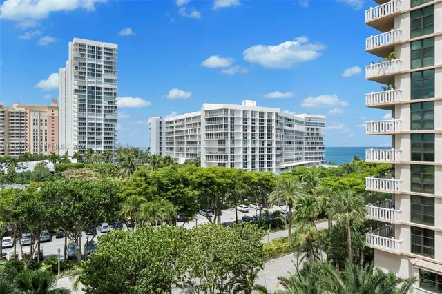 $7,000 | 1121 Crandon Boulevard, Unit E503, Key Biscayne, FL 33149