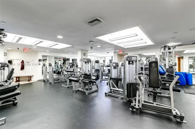 $7,000 | 1121 Crandon Boulevard, Unit E503, Key Biscayne, FL 33149