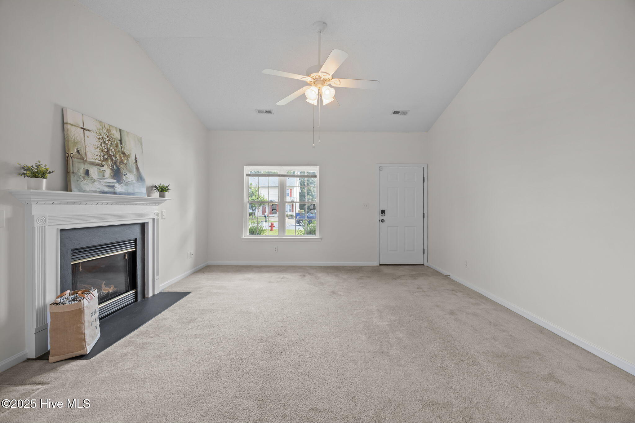 281 Lake Road Greenville, NC 27834 - Photo 7 of 48 23-web-or-mls-IMG_8599