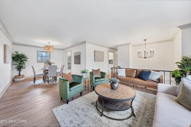 $459,900 | 2323 Mark Lane, Maryville, TN 37803