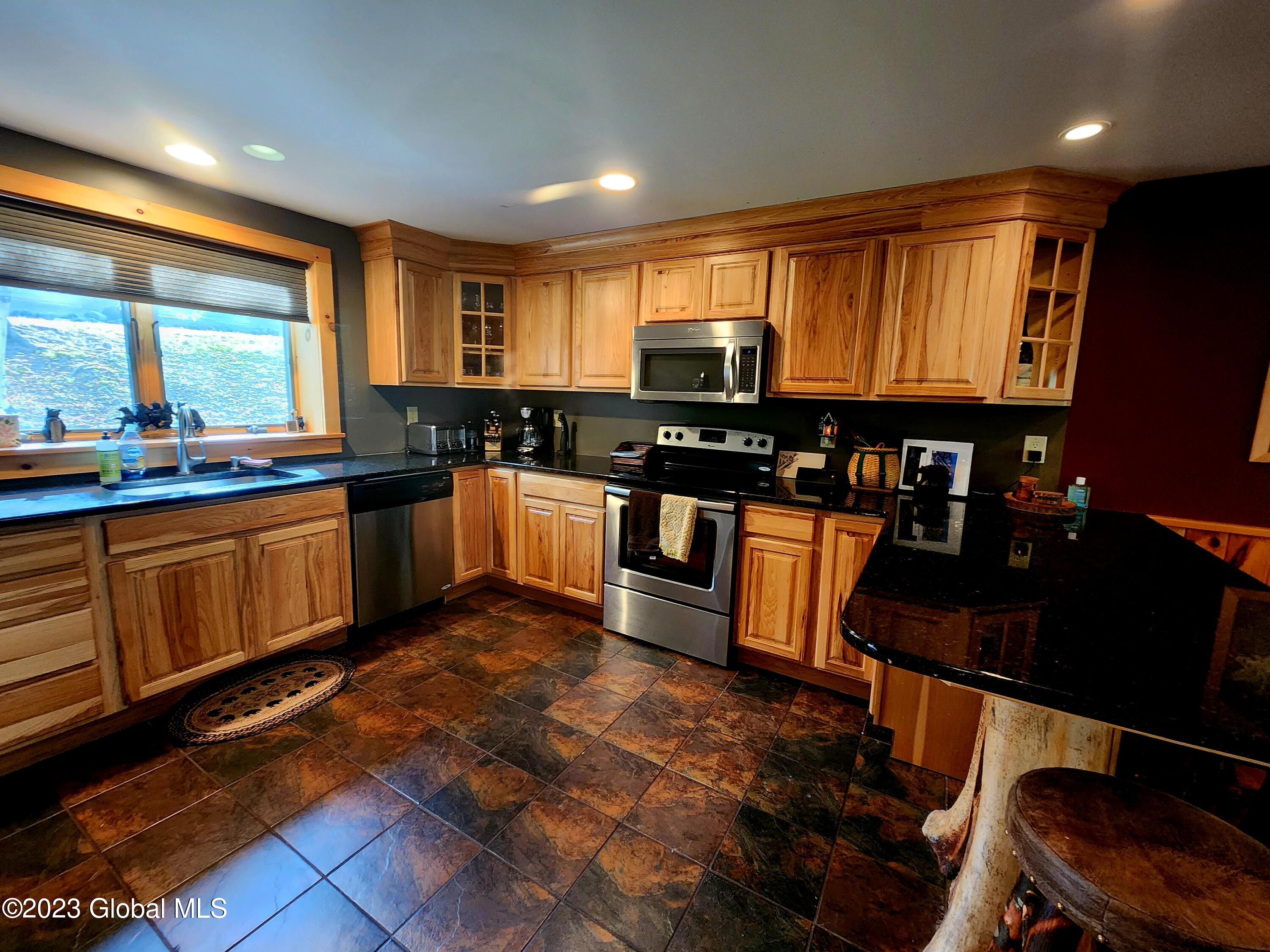 18 Freebern Road, Unit B Johnsburg, NY 12853 - Photo 5 of 37 20230928_092117(1)