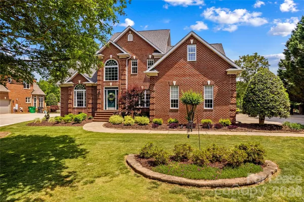 $3,750 | 806 Pine Forest Road, Charlotte, NC 28214
