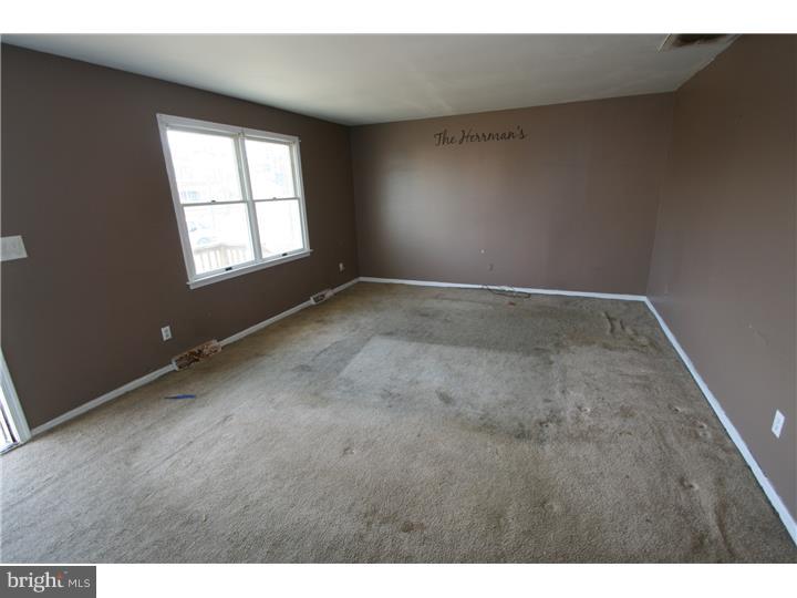 13 Ferry Road Pennsville, NJ 08070 - Photo 3 of 16 Gallery Image 3