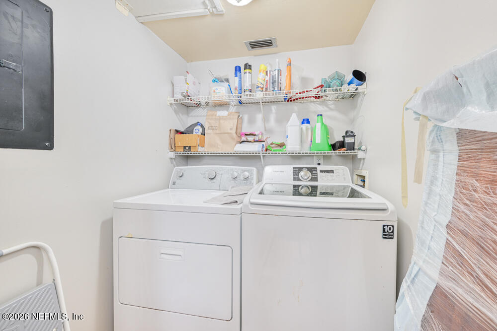 1101 Kettering Way Orange Park, FL 32073 - Photo 5 of 21 Laundry Room