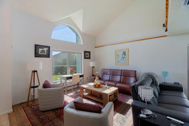 $685,500 | 1325 Palermo Way, Lantana, FL 33462