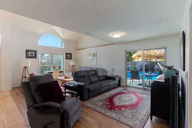 $685,500 | 1325 Palermo Way, Lantana, FL 33462