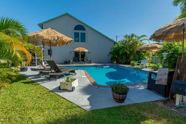 $685,500 | 1325 Palermo Way, Lantana, FL 33462