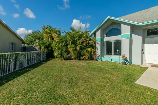 $685,500 | 1325 Palermo Way, Lantana, FL 33462