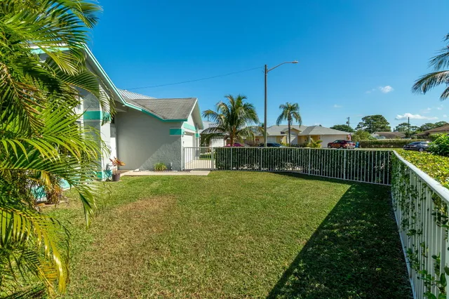 $685,500 | 1325 Palermo Way, Lantana, FL 33462