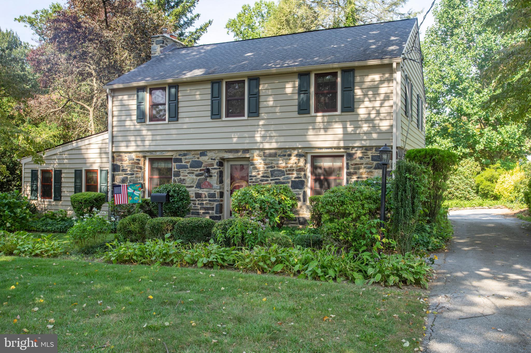 74 Mansion Road Springfield, PA 19064 - Photo 2 of 27