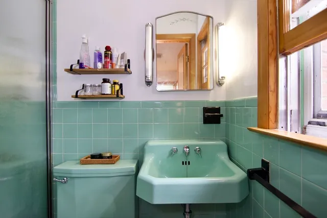 $359,900 | 442 Prospect Street, Chicopee, MA 01020