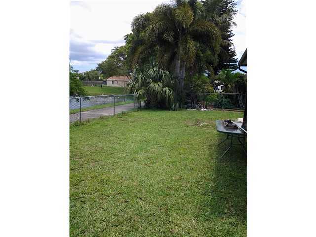 8359 Huntsman Place Boca Raton, FL 33433 - Photo 3 of 7 Additional Photo