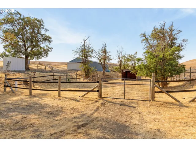 $799,000 | 73002 Gordon Rdg Road, Wasco, OR 97065