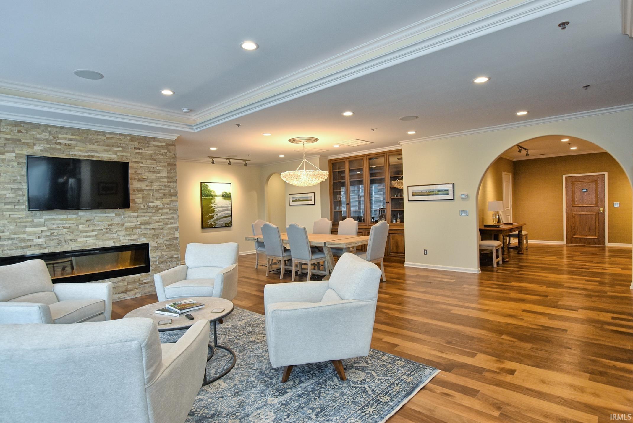 101 Southeast 3rd Street, Unit 3E Evansville, IN 47708 - Photo 3 of 32