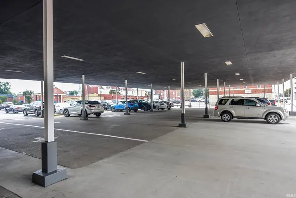 $799,700 | 101 Southeast 3rd Street, Unit 3E, Evansville, IN 47708