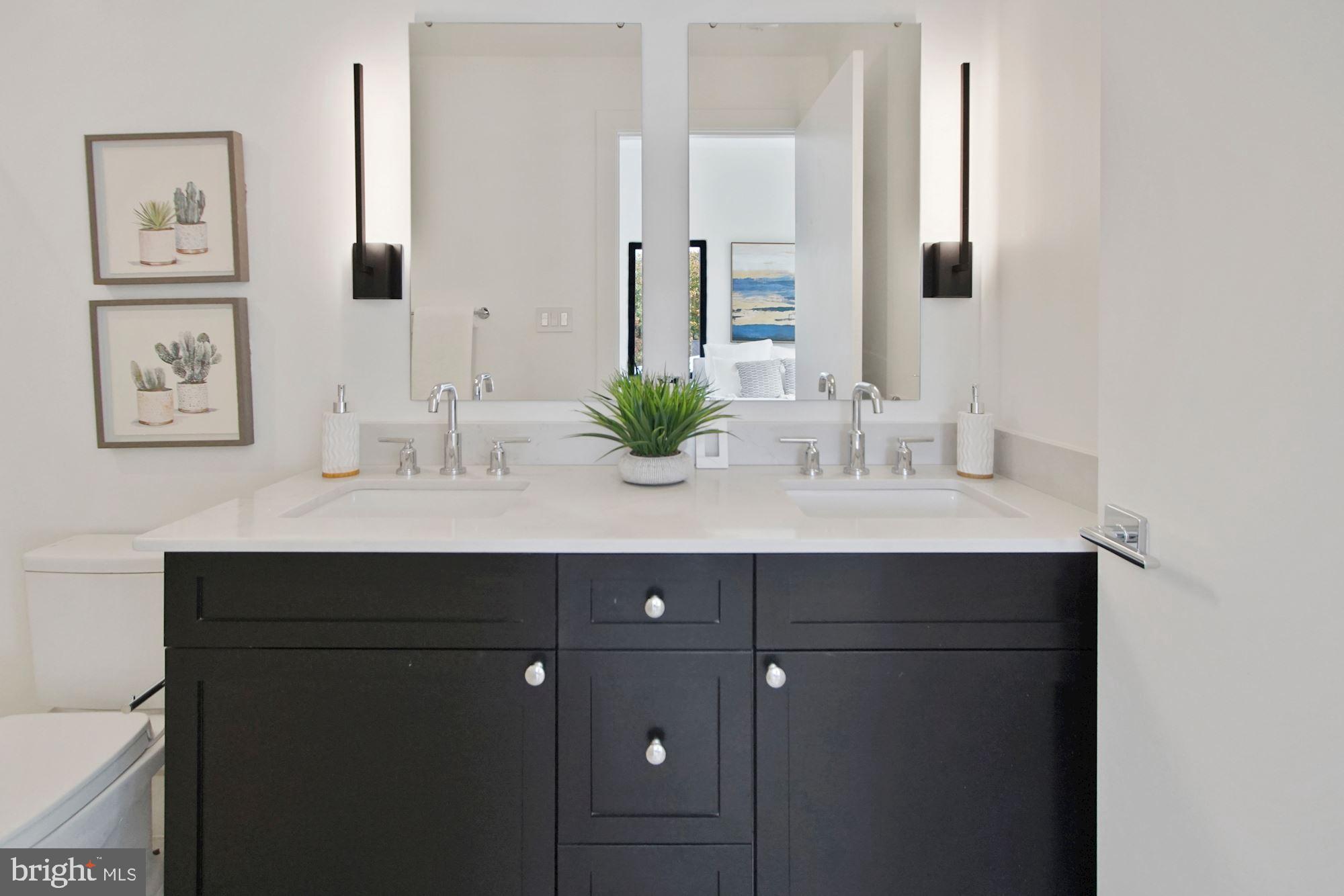 2642 39th Street Northwest, Unit 5 Washington, DC 20007 - Photo 13 of 26 Main Bathroom