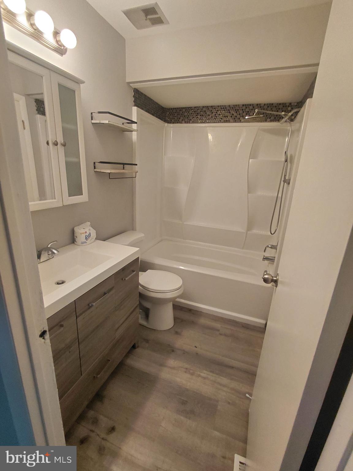 9347 Neil Road, Unit A Philadelphia, PA 19115 - Photo 10 of 23 Gallery Image 10