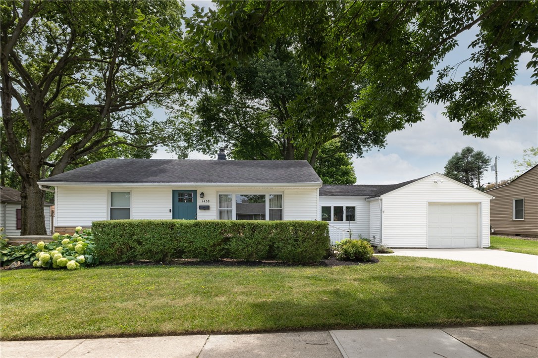1438 Covent Road Troy, OH 45373 - Photo 2 of 31