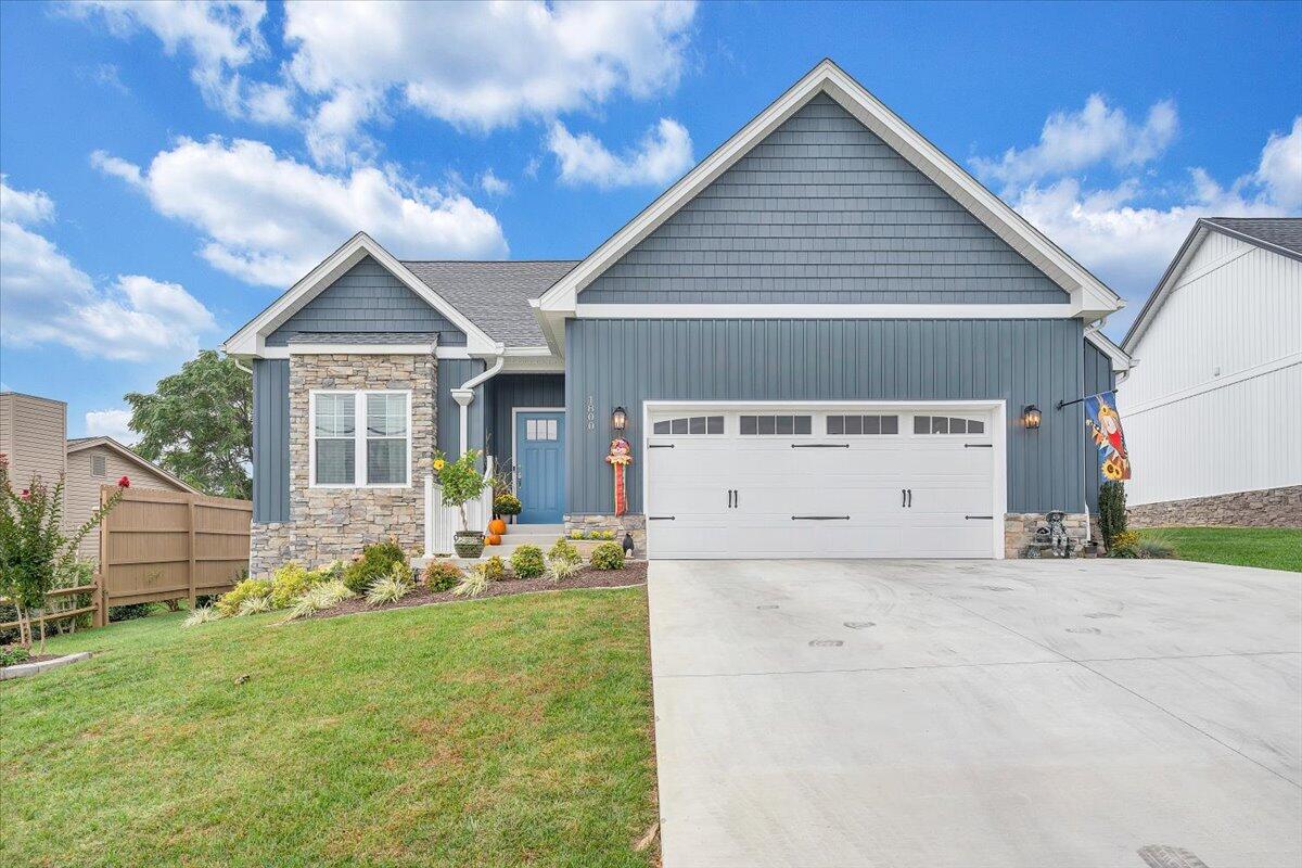1800 West Ruritan Road Roanoke, VA 24012 - Photo 1 of 37 01-MIB00419
