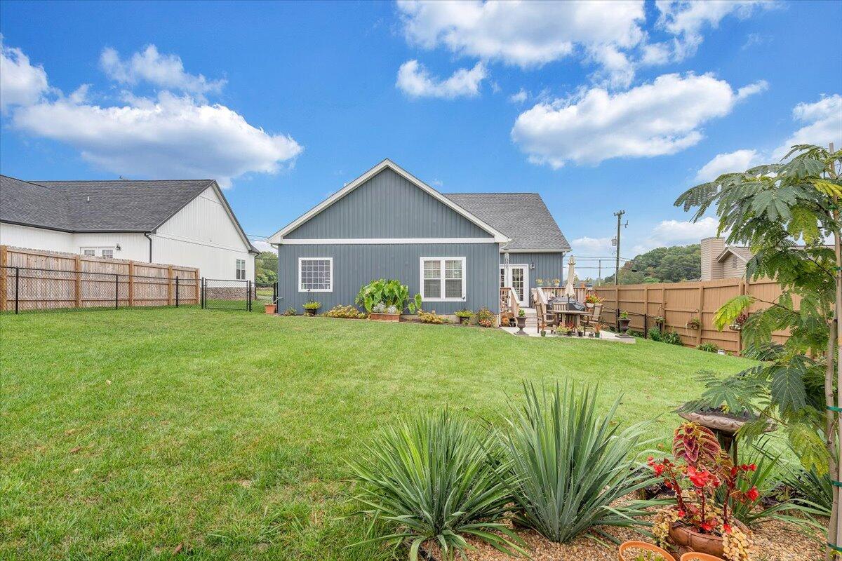 1800 West Ruritan Road Roanoke, VA 24012 - Photo 27 of 37 27-MIB00395